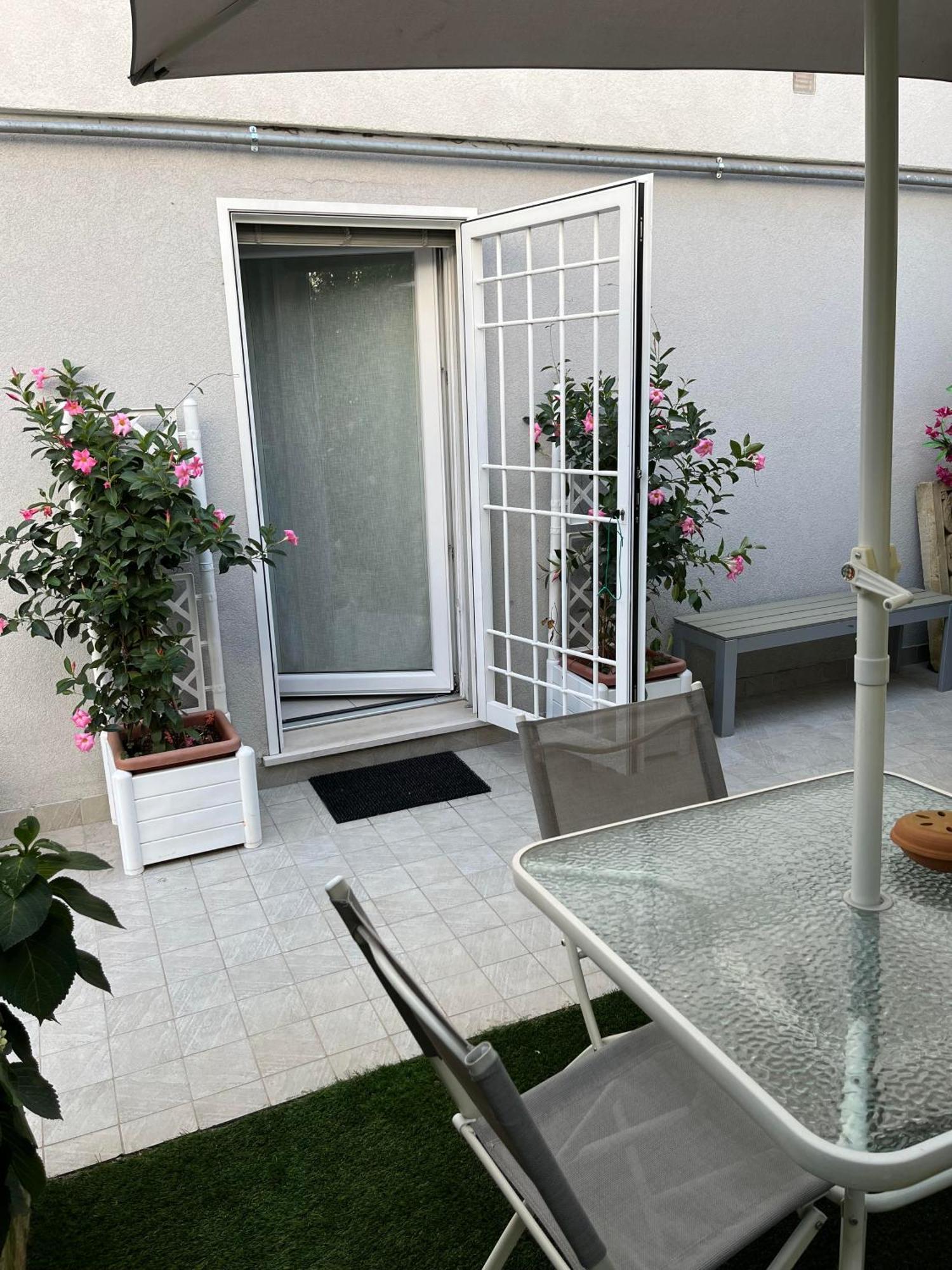 פאדובה Sweet Studio In Giardino מראה חיצוני תמונה